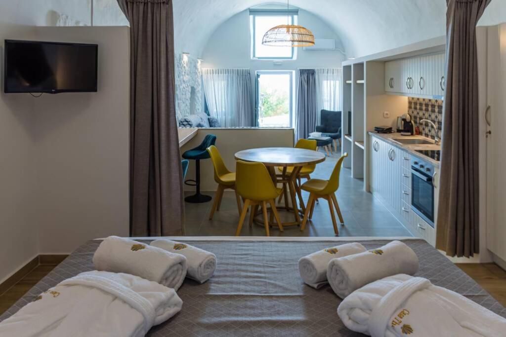 Casa Tholari Al Mare Villa Pera Gyalos ภายนอก รูปภาพ