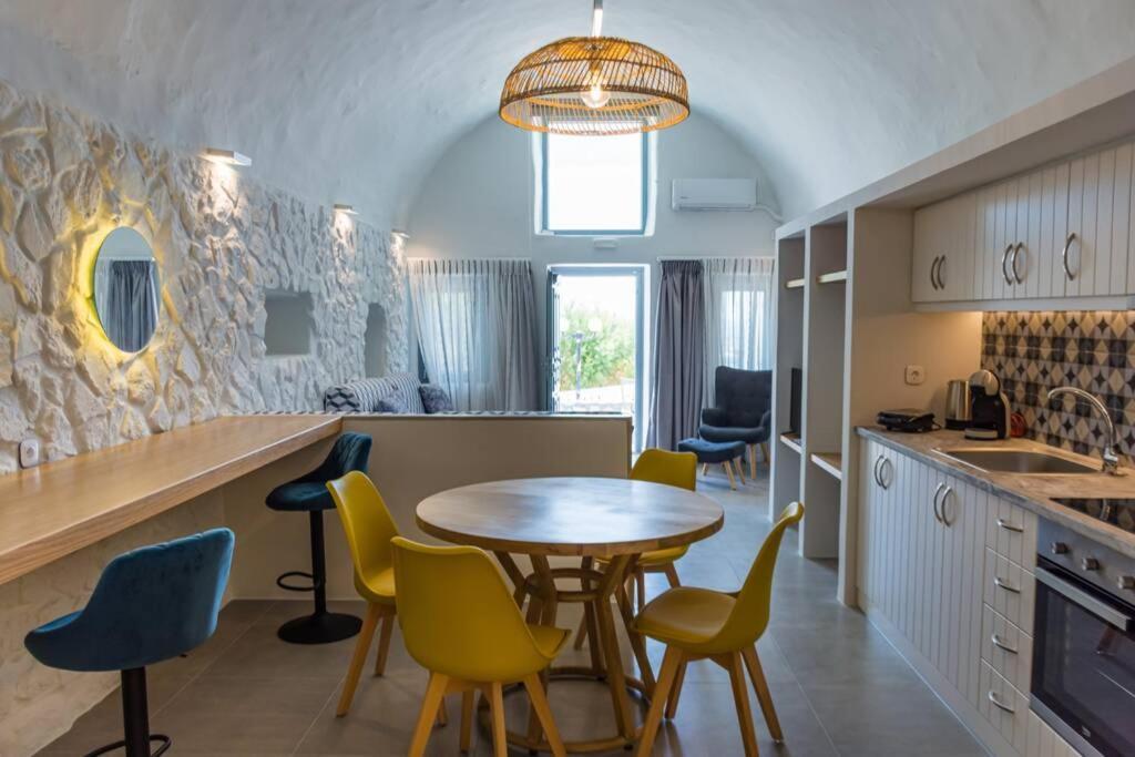 Casa Tholari Al Mare Villa Pera Gyalos ภายนอก รูปภาพ